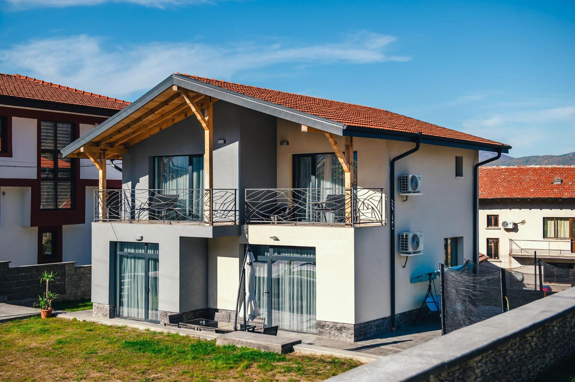 Къщи За Гости "Алитея" Sapareva Banya Ngoại thất bức ảnh